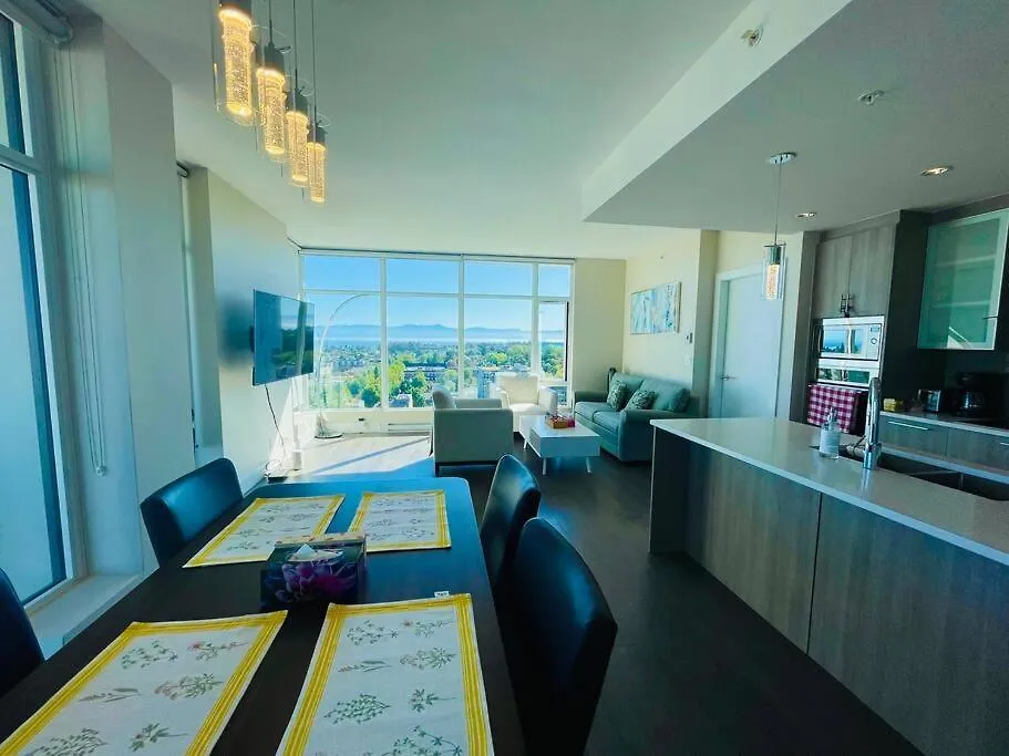 Luxury Downtown 2Bedroom Condo With Ocean Views Victoria 0*,  Canada